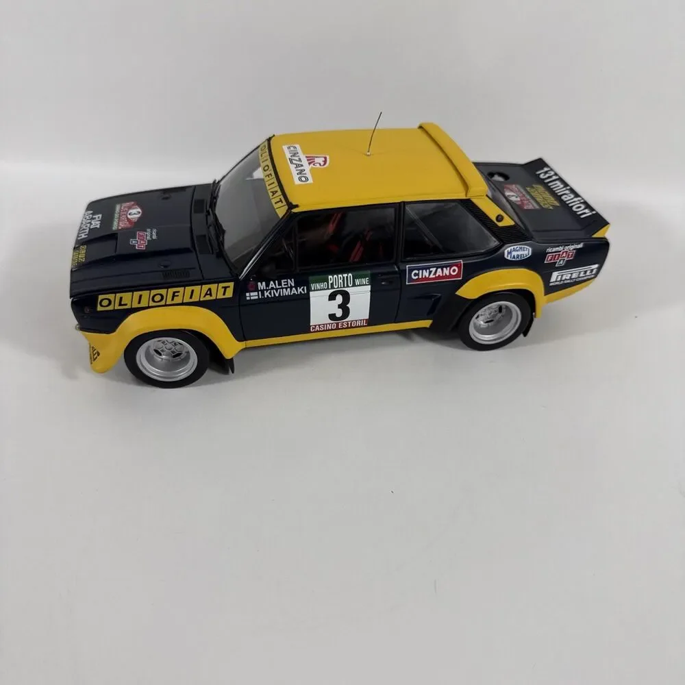 Kyosho 1:18 1977 Fiat 131 Abarth 